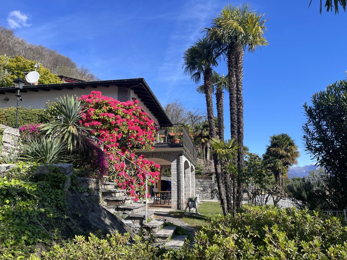 aussenansicht Ferienwohnung Casa Stefanie in Cannobio Cannero beim Lago Maggiore